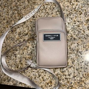 Kendall + Kylie shoulder/crossbody bag. BRAND NEW, PERFECT CONDITION, NEVER USED